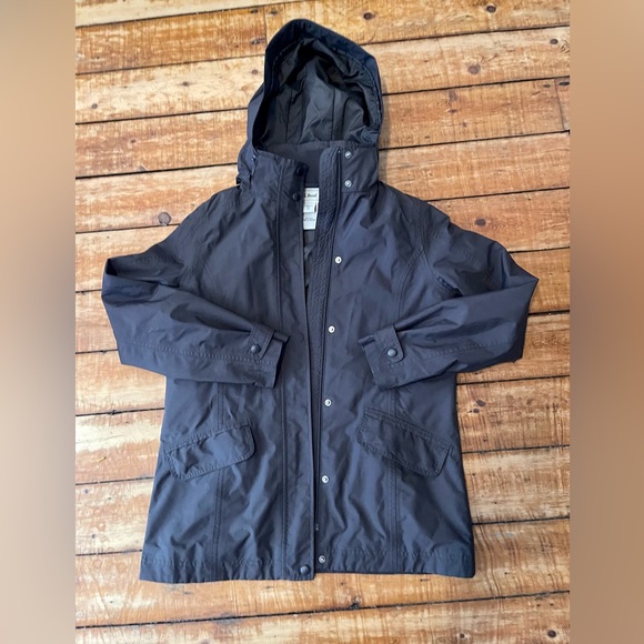 LL Bean Rain Jacket with detachable lining - XS - Picture 1 of 8